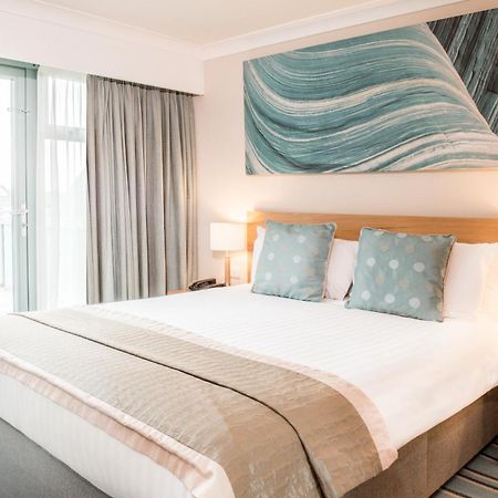 سيرنسيستر De Vere Cotswold Water Park Apartments المظهر الخارجي الصورة