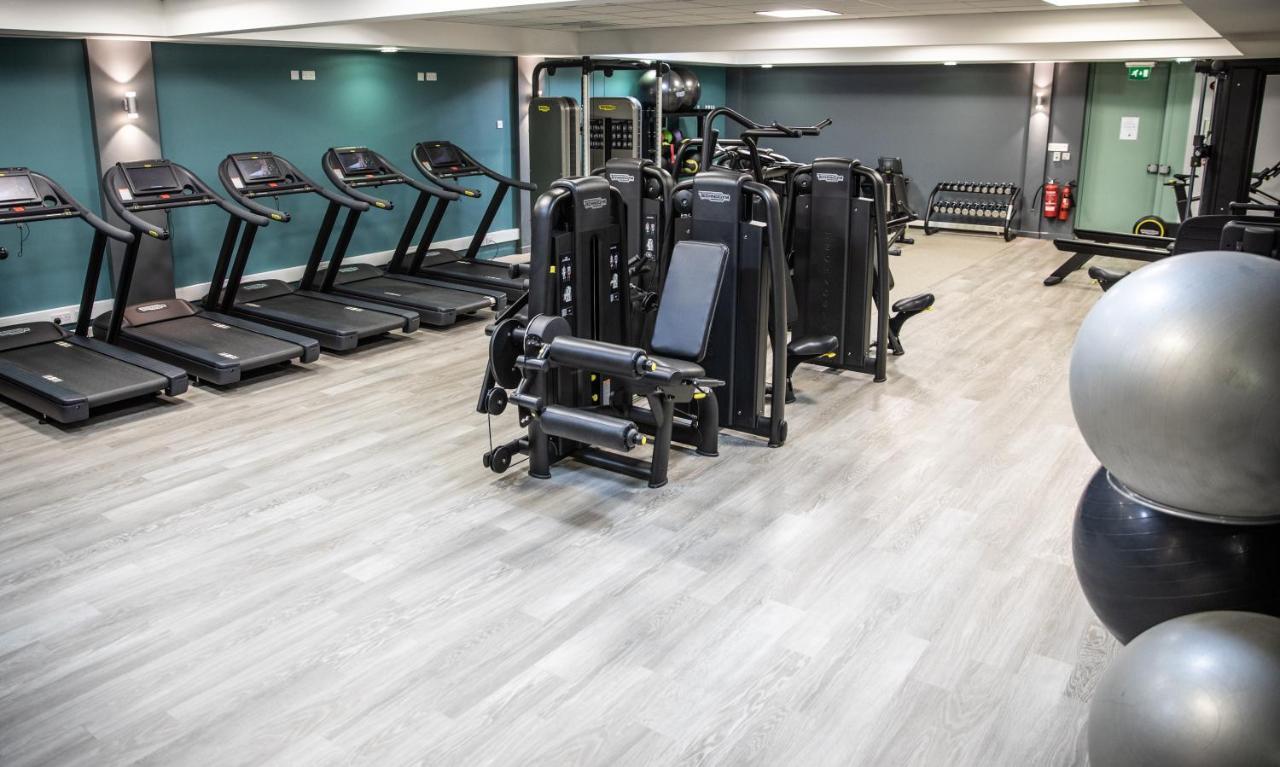 سيرنسيستر De Vere Cotswold Water Park Apartments المظهر الخارجي الصورة