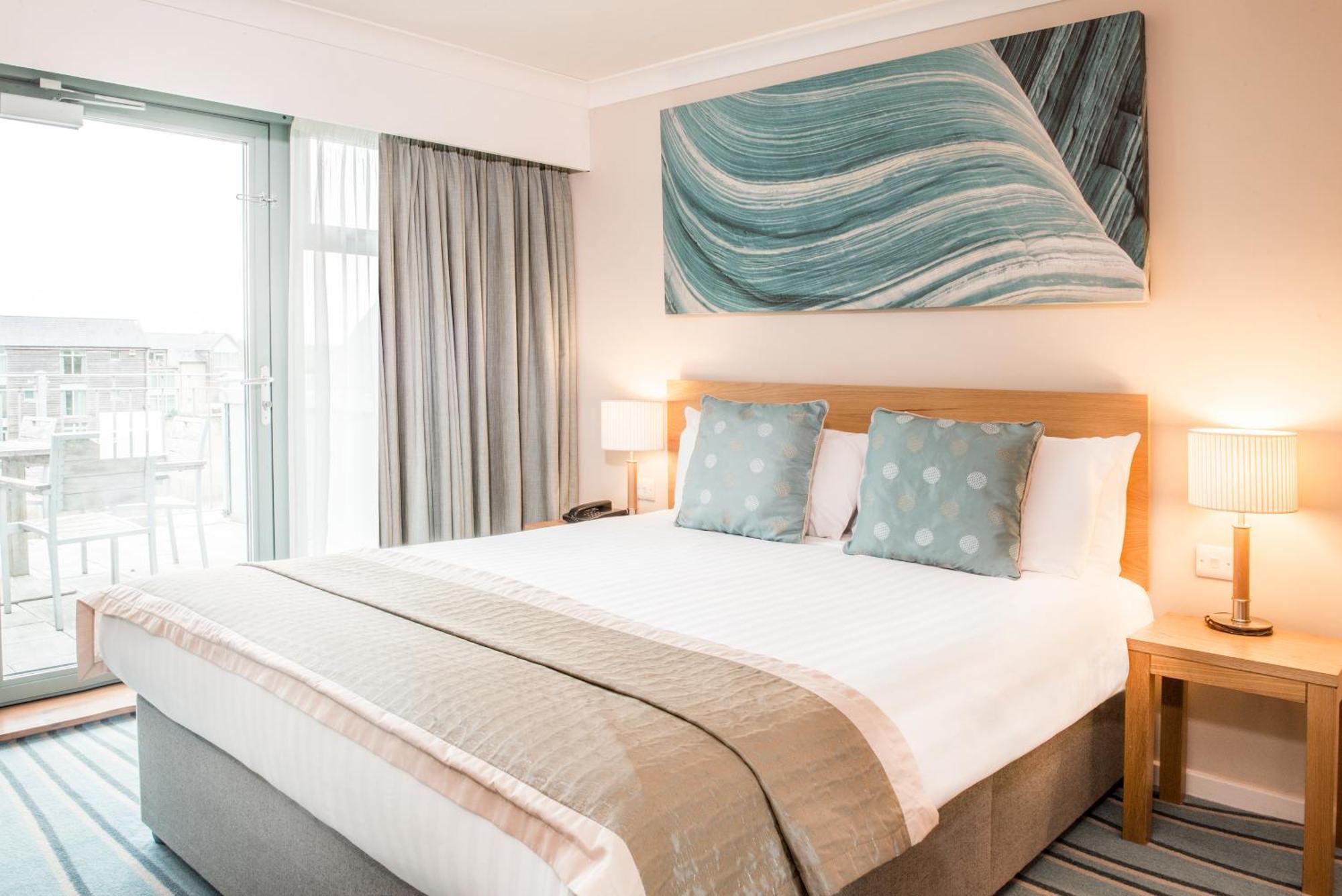 سيرنسيستر De Vere Cotswold Water Park Apartments المظهر الخارجي الصورة